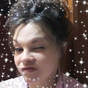 Meet your Posher, Cecelia